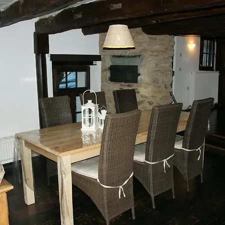 Holiday home Authentiek Eifelhuis Hecken