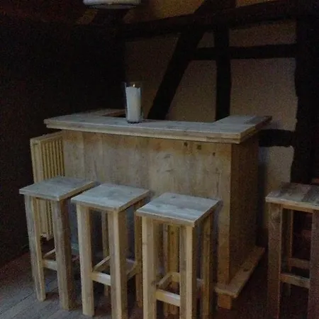 Authentiek Eifelhuis Hecken