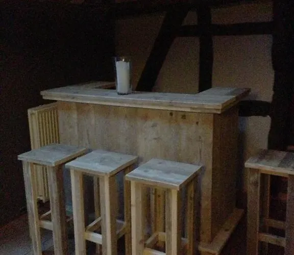 Authentiek Eifelhuis Hecken